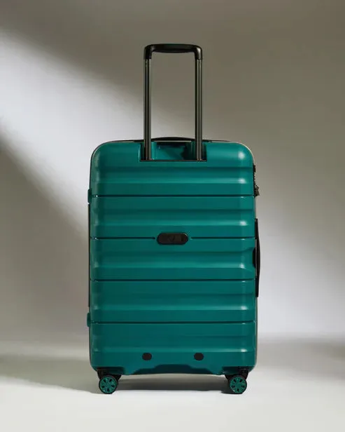 Antler - Lincoln Medium 68cm Hardside 4 Wheel Suitcase