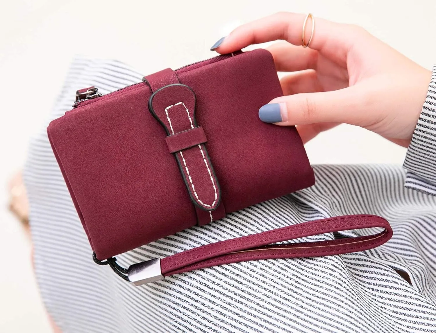 AOXONEL Women's Small Bifold Leather wallet Rfid blocking Ladies Wristlet with Card holder id window Coin Purse