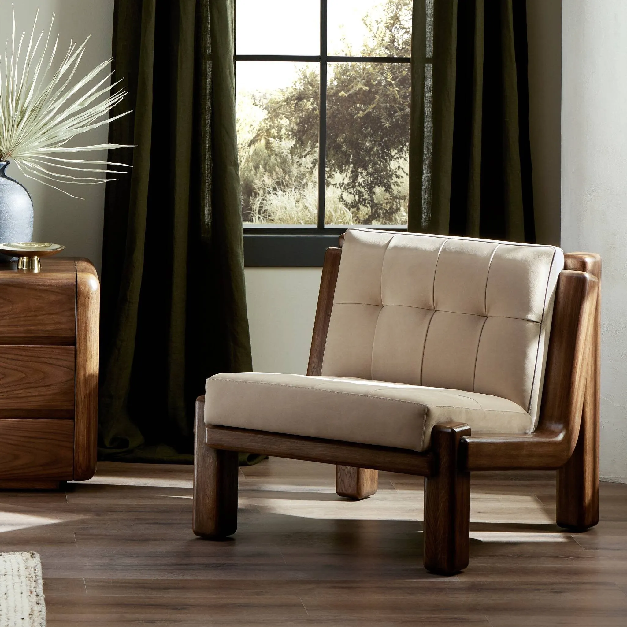 Camilo Chair