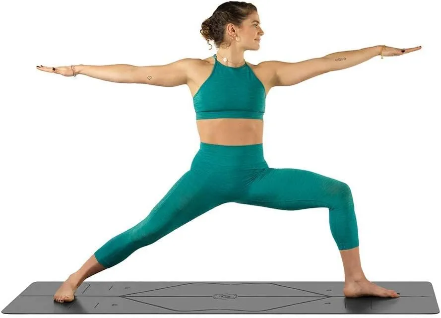 Liforme Original Yoga Mat  Free Yoga Bag Included - Patented Alignment System, Warrior-like Grip, Non-slip, Eco-friendly, sweat-resistant, long, wide, 4.2mm thick mat for comfort