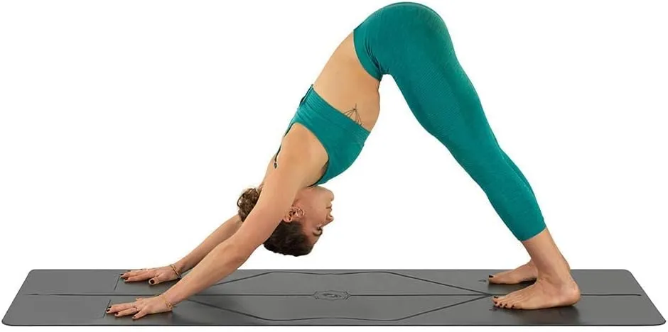 Liforme Original Yoga Mat  Free Yoga Bag Included - Patented Alignment System, Warrior-like Grip, Non-slip, Eco-friendly, sweat-resistant, long, wide, 4.2mm thick mat for comfort