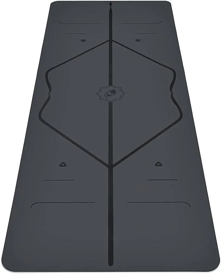 Liforme Original Yoga Mat  Free Yoga Bag Included - Patented Alignment System, Warrior-like Grip, Non-slip, Eco-friendly, sweat-resistant, long, wide, 4.2mm thick mat for comfort